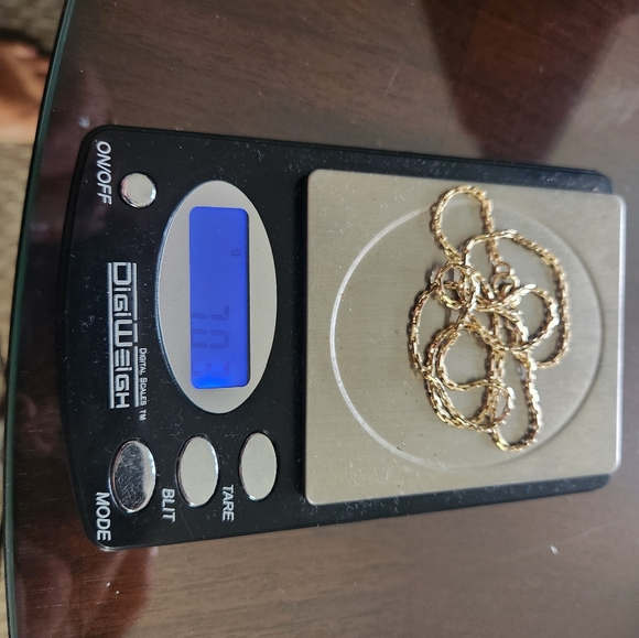 18 inch 14k chain 7.03 grams - Picture 10 of 10